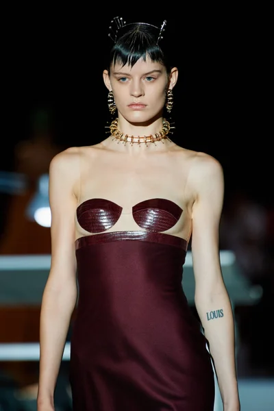 Look 22